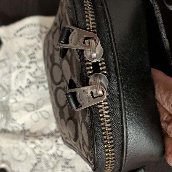 Coach Stanton C8237 Bag - Picture 7 of 16